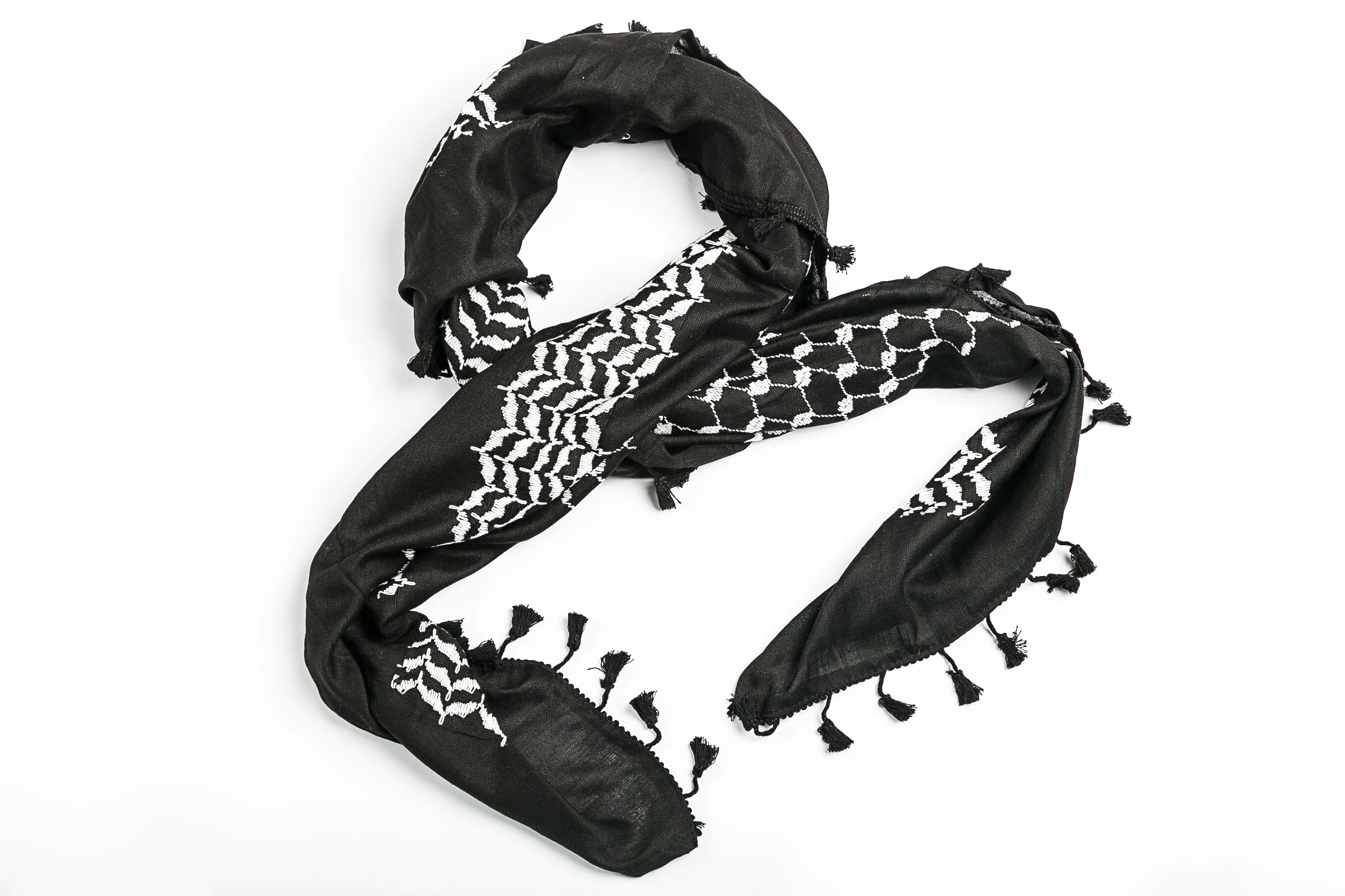 Inverted Black and White Hirbawi® Kufiya - Image 3